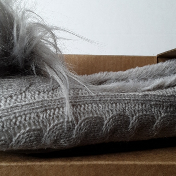 Loft living womens ultra soft memory foam slippers - Picture 6 of 8